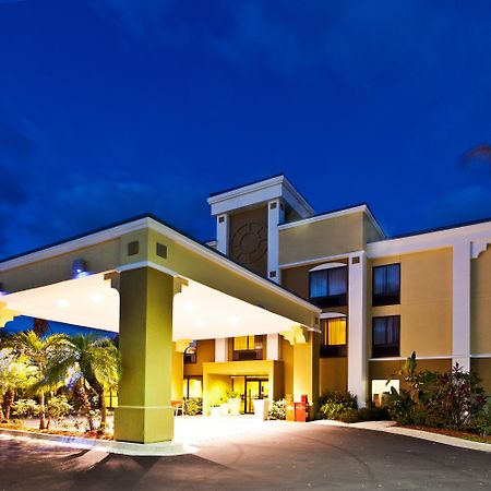 Holiday Inn Express Vero Beach-West I-95 By Ihg Exterior foto